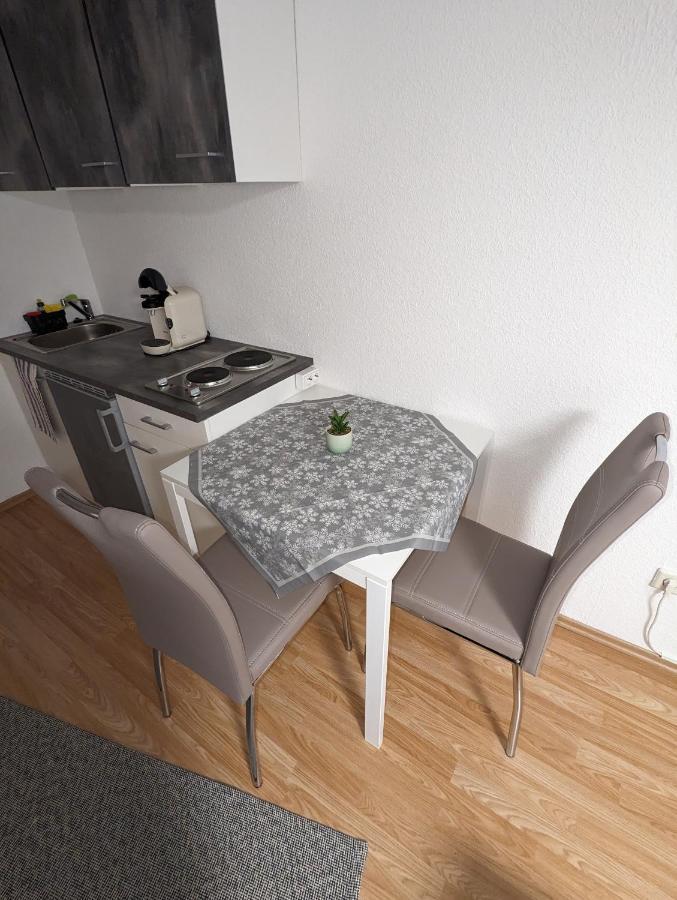 Direkt An Der S-Bahn Gelegenes Gemutliches Souterrain Apartment Mit Privatem Zugang Troisdorf Ngoại thất bức ảnh